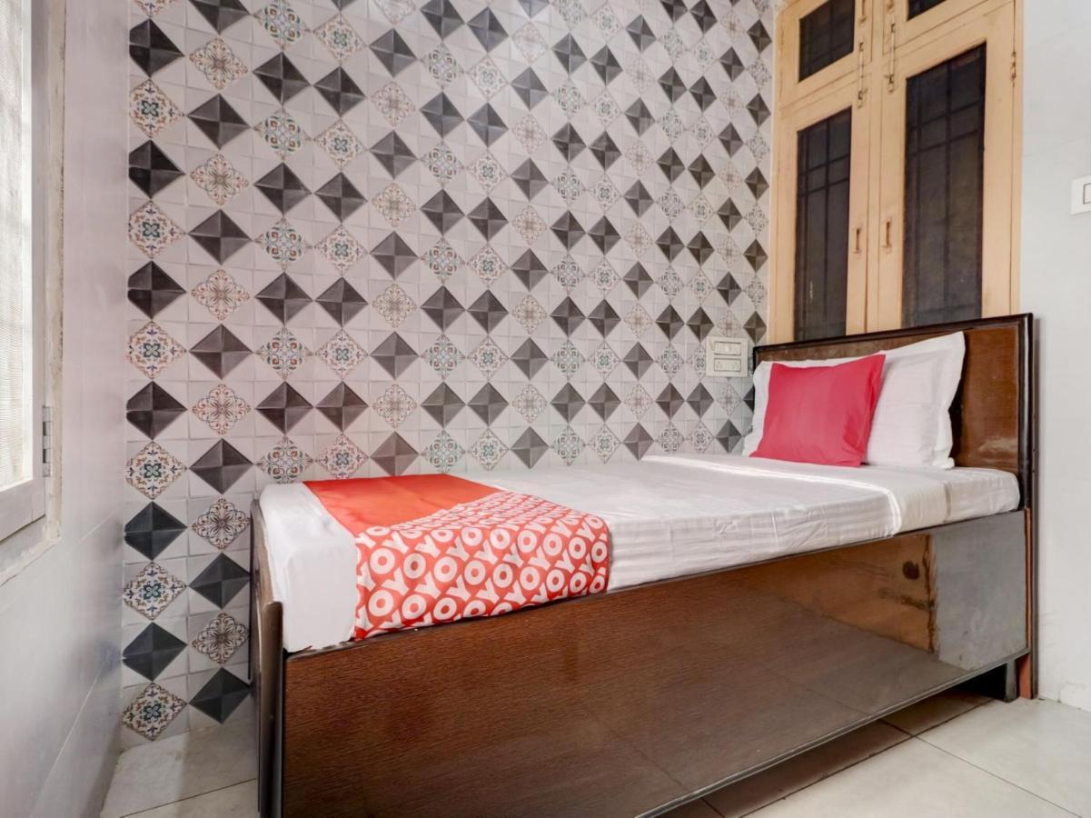 Oyo 77454 Hotel Prince Palace Patiāla Extérieur photo