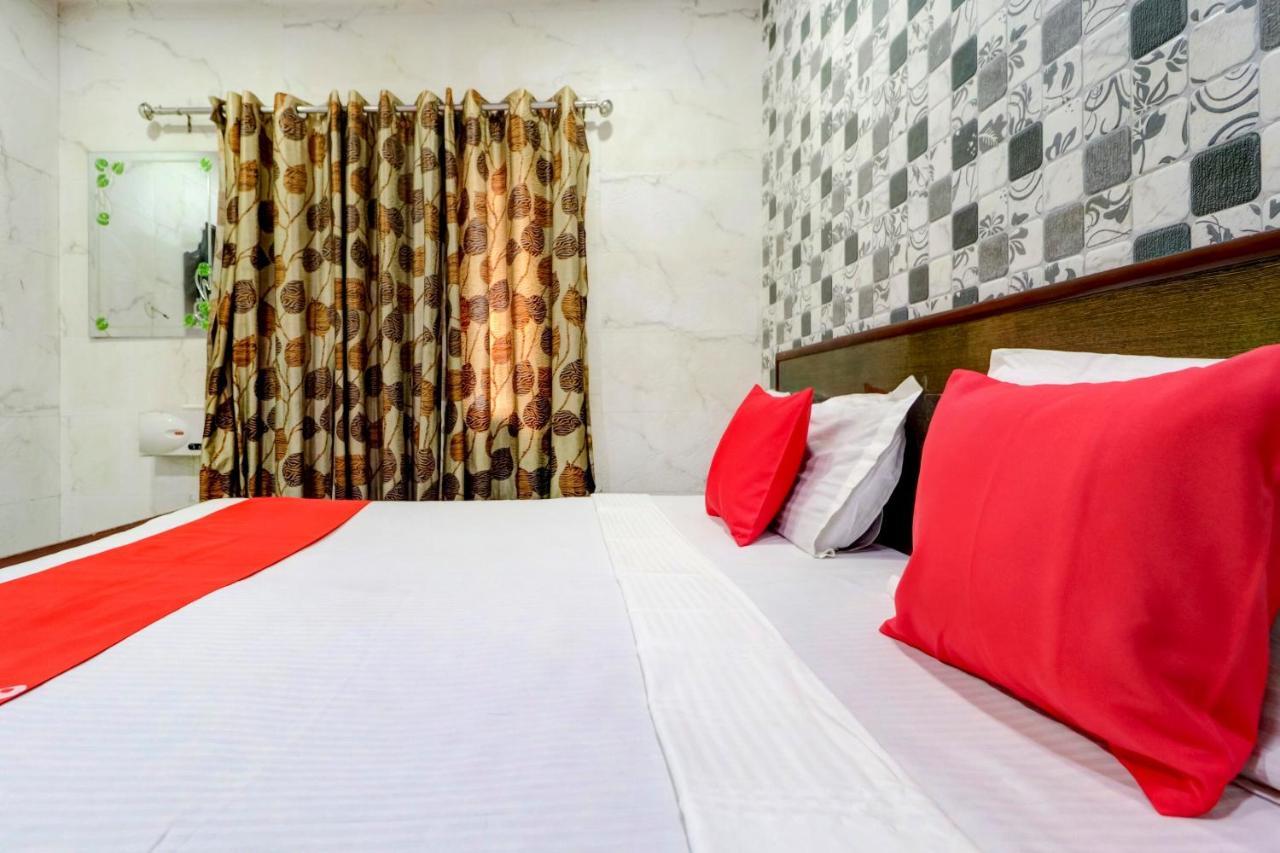 Oyo 77454 Hotel Prince Palace Patiāla Extérieur photo